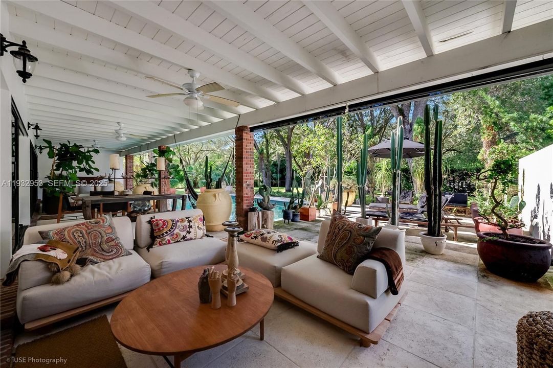 For Rent: $20,000 (4 beds, 4 baths, 3012 Square Feet)