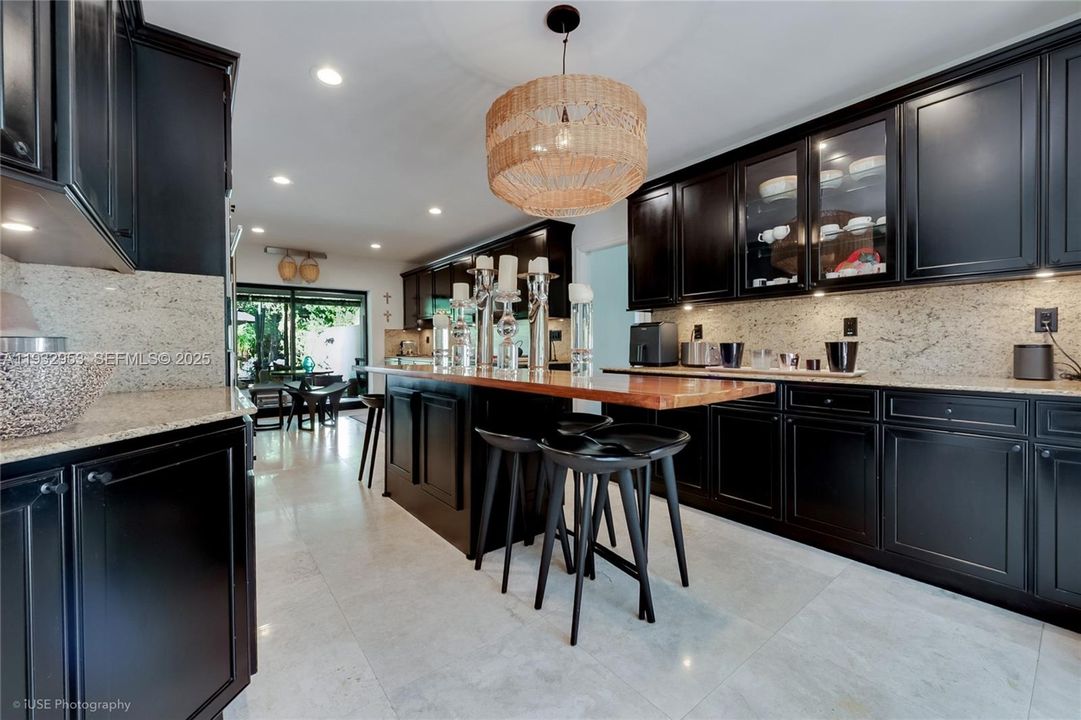 For Rent: $20,000 (4 beds, 4 baths, 3012 Square Feet)