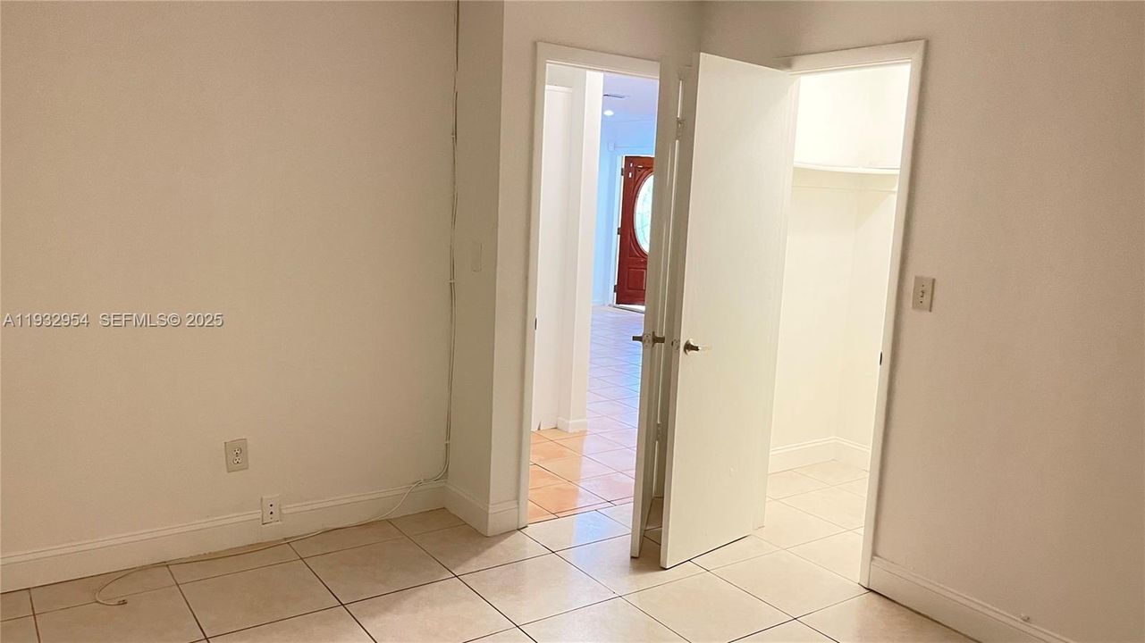 En Venta: $650,000 (0 camas, 0 baños, 1982 Pies cuadrados)