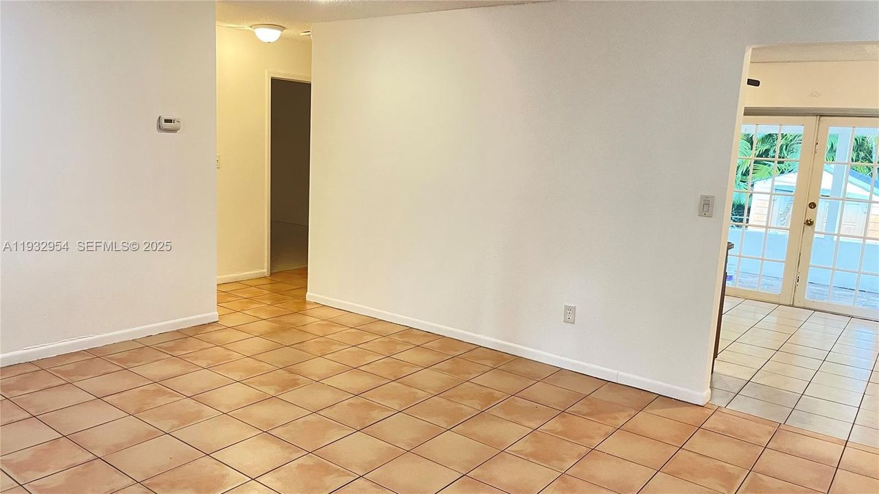 En Venta: $650,000 (0 camas, 0 baños, 1982 Pies cuadrados)