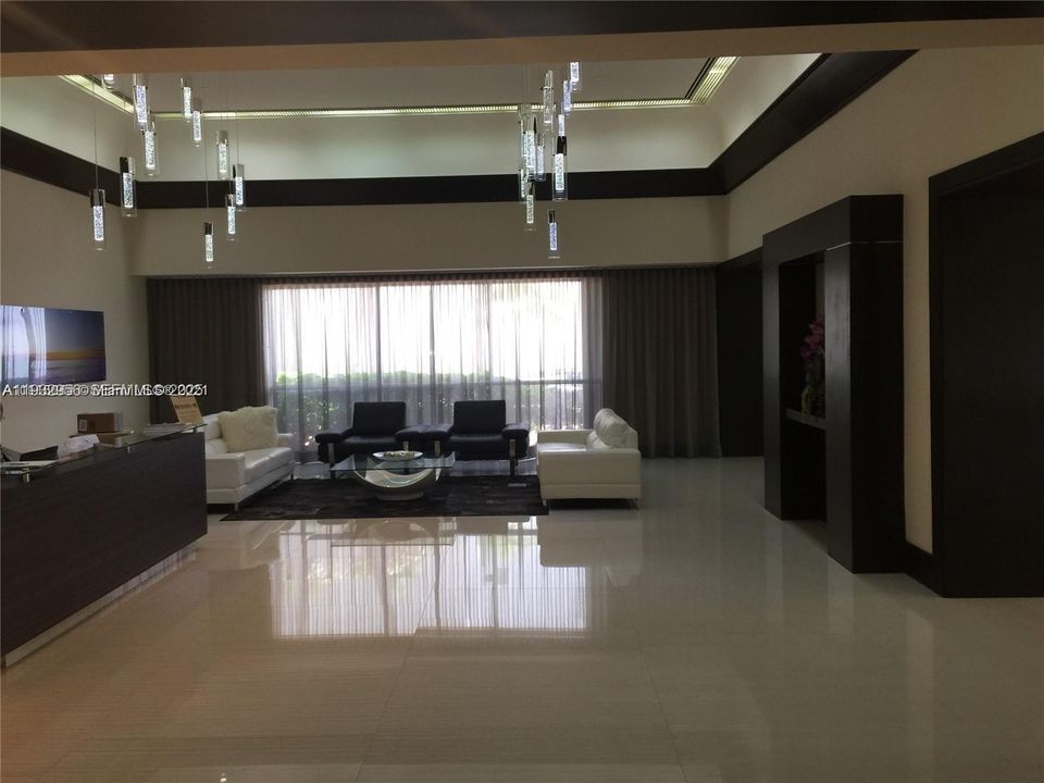 For Rent: $7,500 (3 beds, 2 baths, 1760 Square Feet)