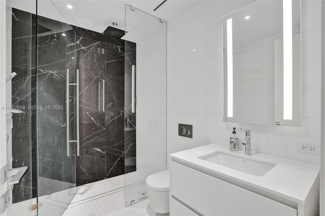 待售: $4,999,000 (5 贝兹, 5 浴室, 3214 平方英尺)