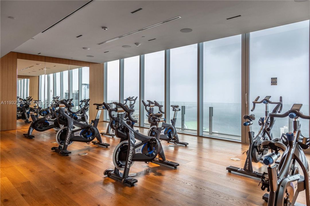 待售: $4,999,000 (5 贝兹, 5 浴室, 3214 平方英尺)