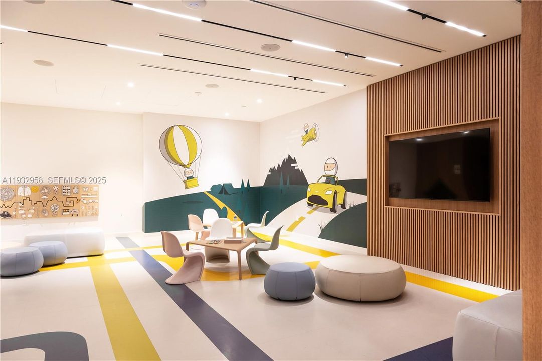 待售: $4,999,000 (5 贝兹, 5 浴室, 3214 平方英尺)