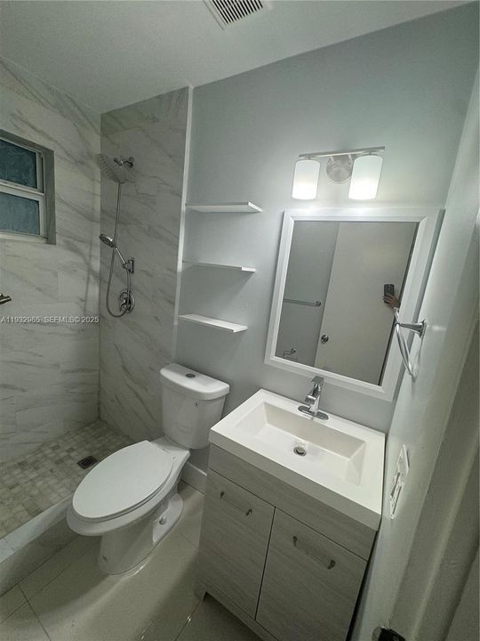 出租: $2,800 (2 贝兹, 1 浴室, 1284 平方英尺)