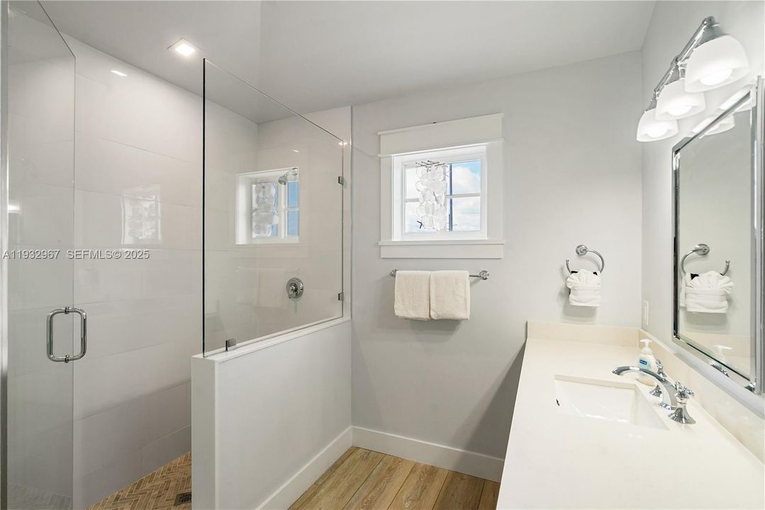 En Venta: $2,649,000 (3 camas, 3 baños, 1768 Pies cuadrados)