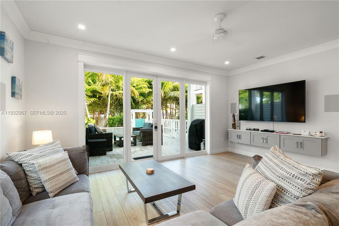 En Venta: $2,649,000 (3 camas, 3 baños, 1768 Pies cuadrados)