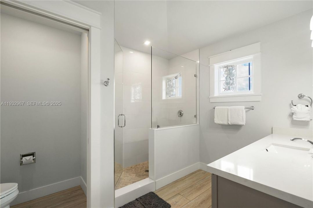 En Venta: $2,649,000 (3 camas, 3 baños, 1768 Pies cuadrados)