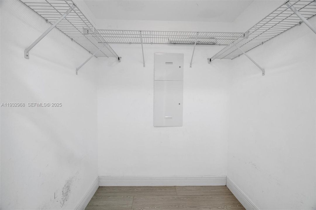 На продажу: $730,000 (2 спален, 2 ванн, 1113 Квадратных фут)