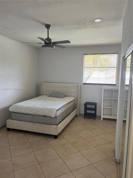 En Renta: $2,250 (1 camas, 1 baños, 2731 Pies cuadrados)