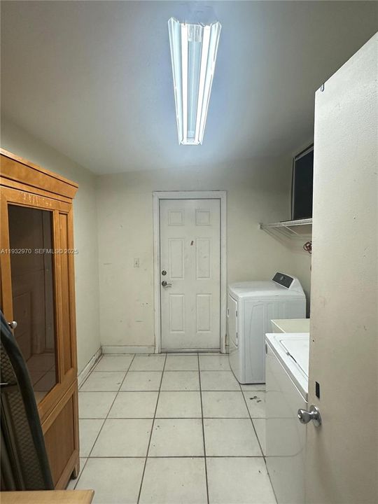 待售: $649,900 (0 贝兹, 0 浴室, 2845 平方英尺)