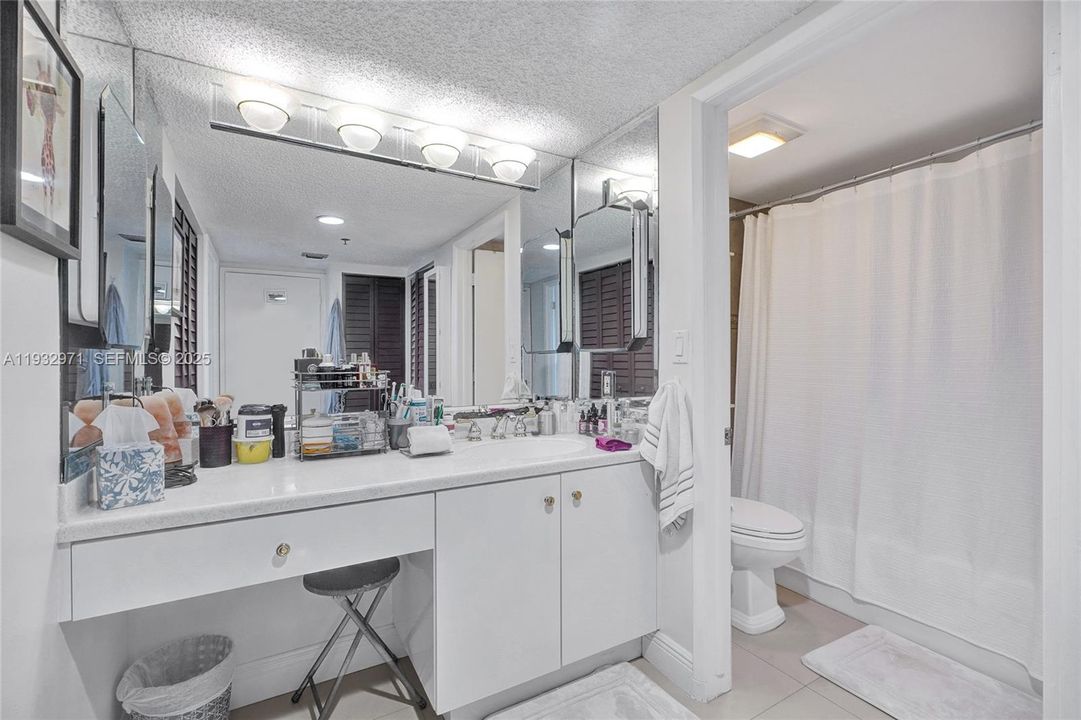 出租: $2,750 (2 贝兹, 2 浴室, 1146 平方英尺)