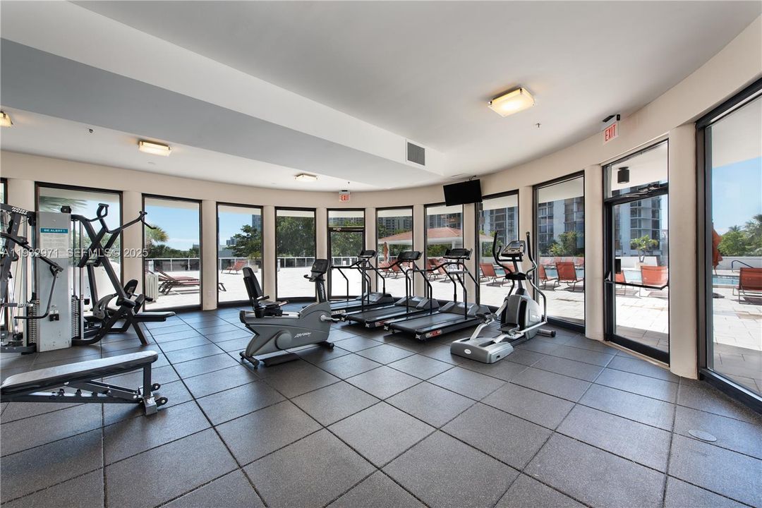 出租: $2,750 (2 贝兹, 2 浴室, 1146 平方英尺)