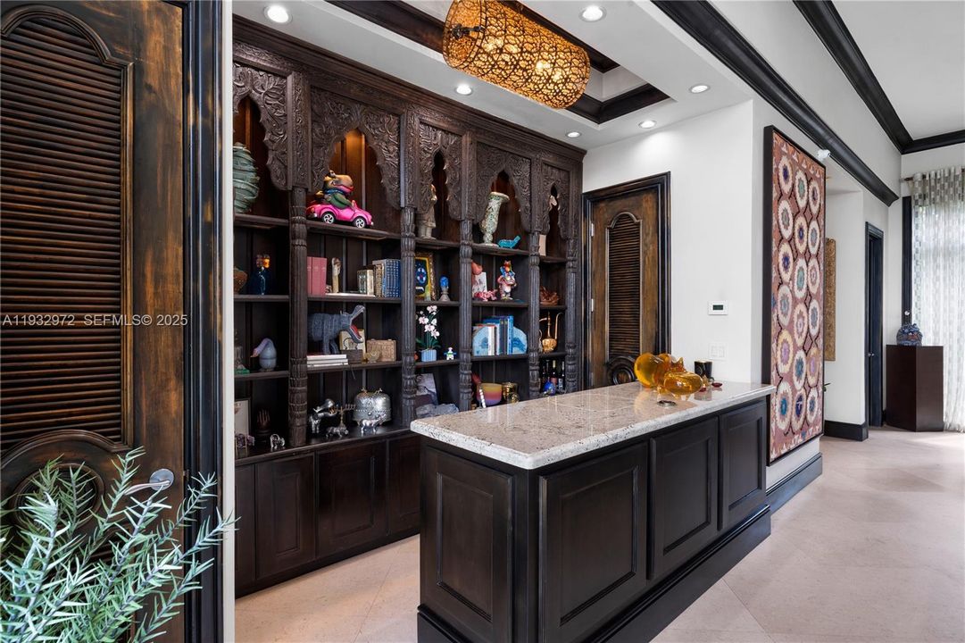 For Sale: $34,500,000 (7 beds, 8 baths, 4951 Square Feet)