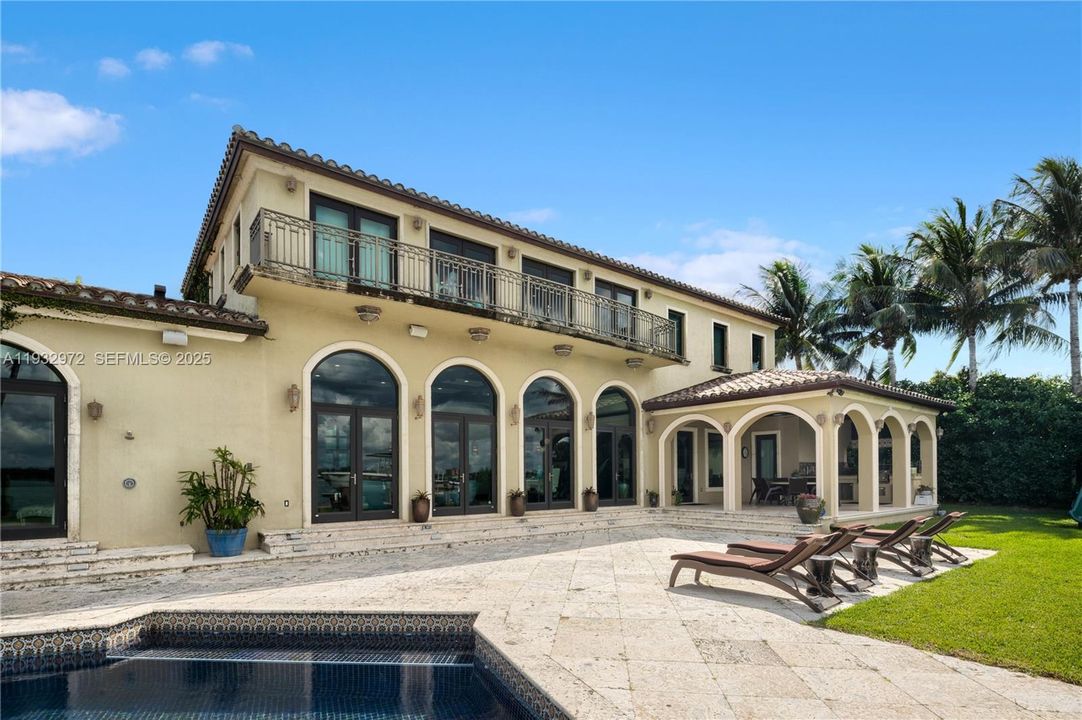 For Sale: $34,500,000 (7 beds, 8 baths, 4951 Square Feet)