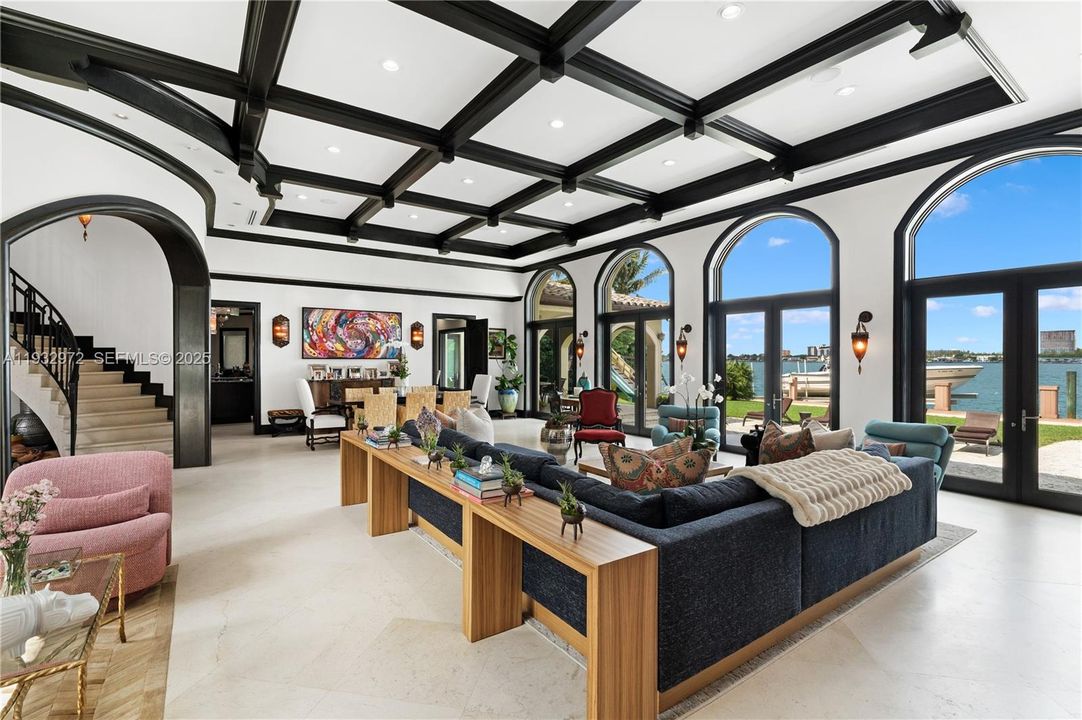 For Sale: $34,500,000 (7 beds, 8 baths, 4951 Square Feet)