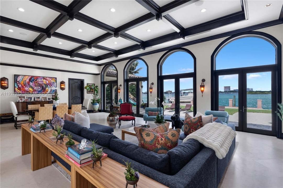 For Sale: $34,500,000 (7 beds, 8 baths, 4951 Square Feet)