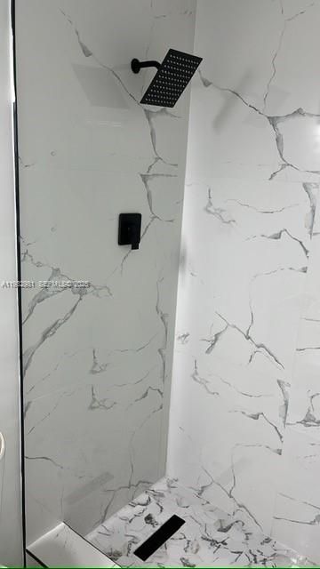 На продажу: $559,000 (4 спален, 2 ванн, 1212 Квадратных фут)