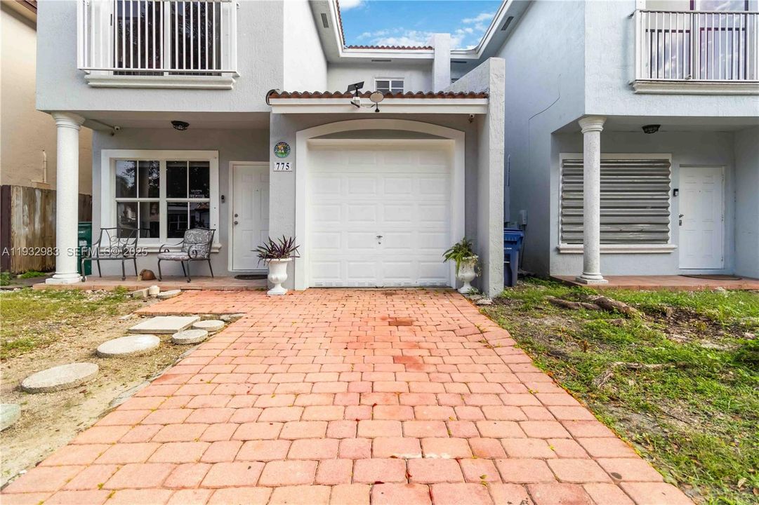 На продажу: $312,000 (3 спален, 2 ванн, 1527 Квадратных фут)