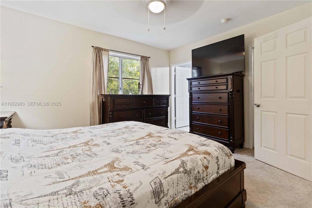 На продажу: $312,000 (3 спален, 2 ванн, 1527 Квадратных фут)