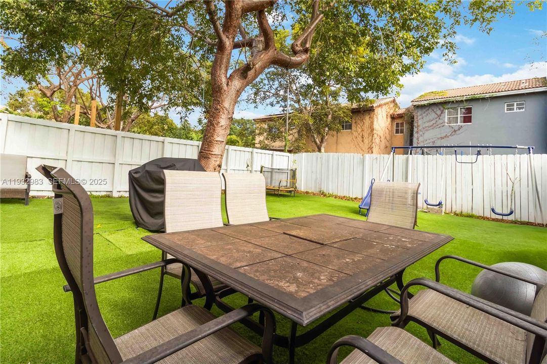 На продажу: $312,000 (3 спален, 2 ванн, 1527 Квадратных фут)