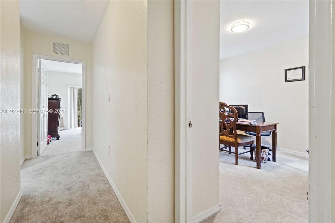 На продажу: $312,000 (3 спален, 2 ванн, 1527 Квадратных фут)