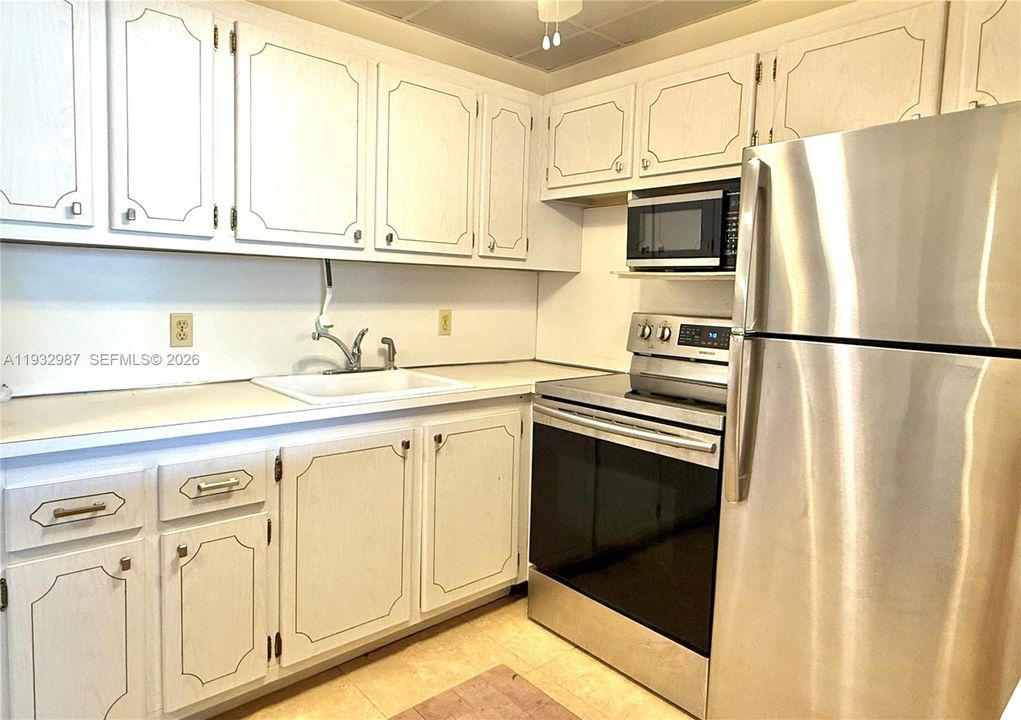 En Venta: $75,000 (1 camas, 1 baños, 603 Pies cuadrados)