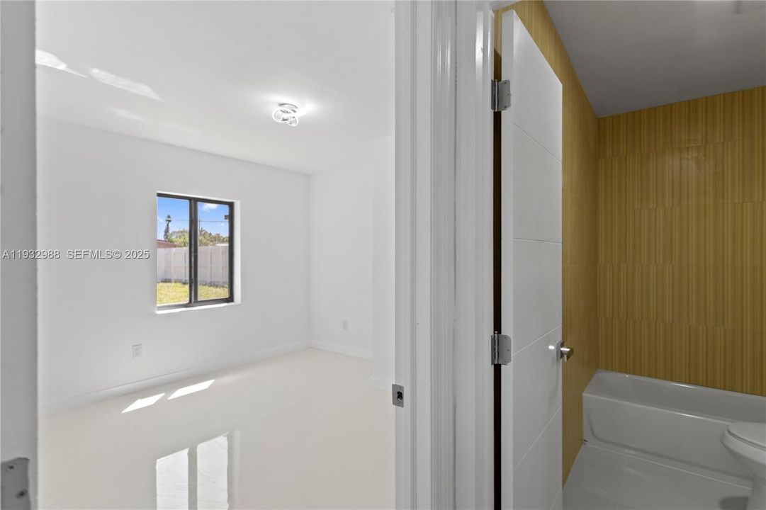 En Renta: $3,495 (3 camas, 2 baños, 1195 Pies cuadrados)