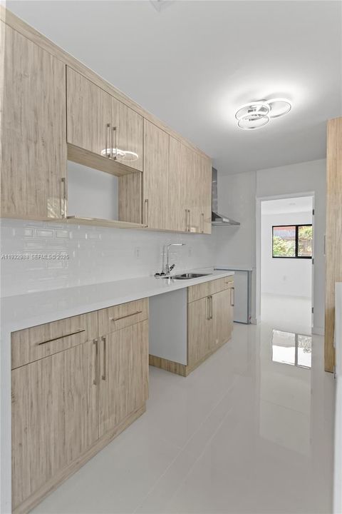 En Renta: $3,495 (3 camas, 2 baños, 1195 Pies cuadrados)