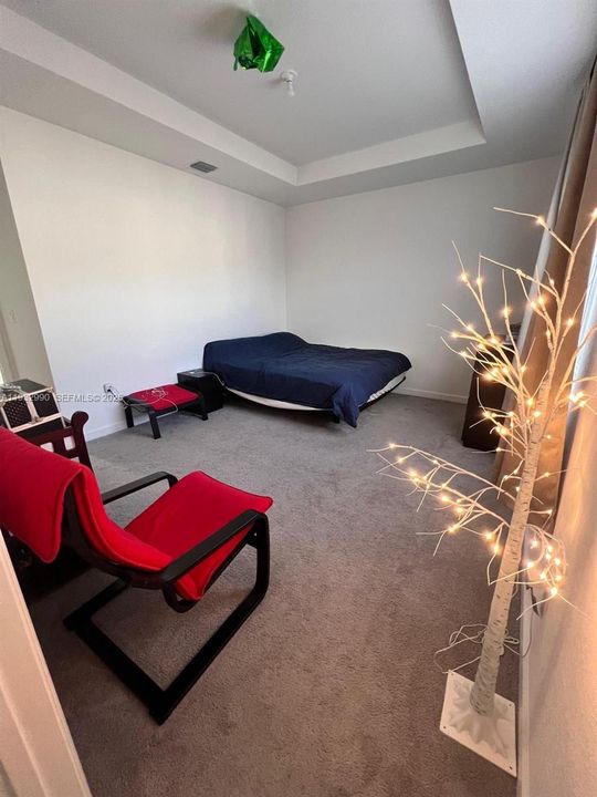 For Rent: $2,550 (3 beds, 2 baths, 1483 Square Feet)