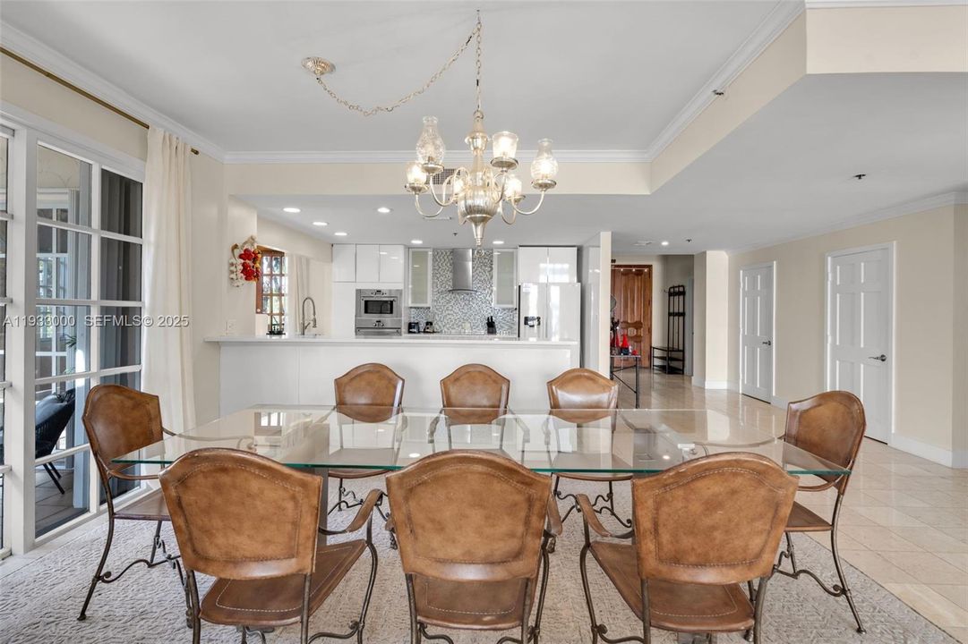 En Venta: $4,850,000 (3 camas, 3 baños, 2744 Pies cuadrados)