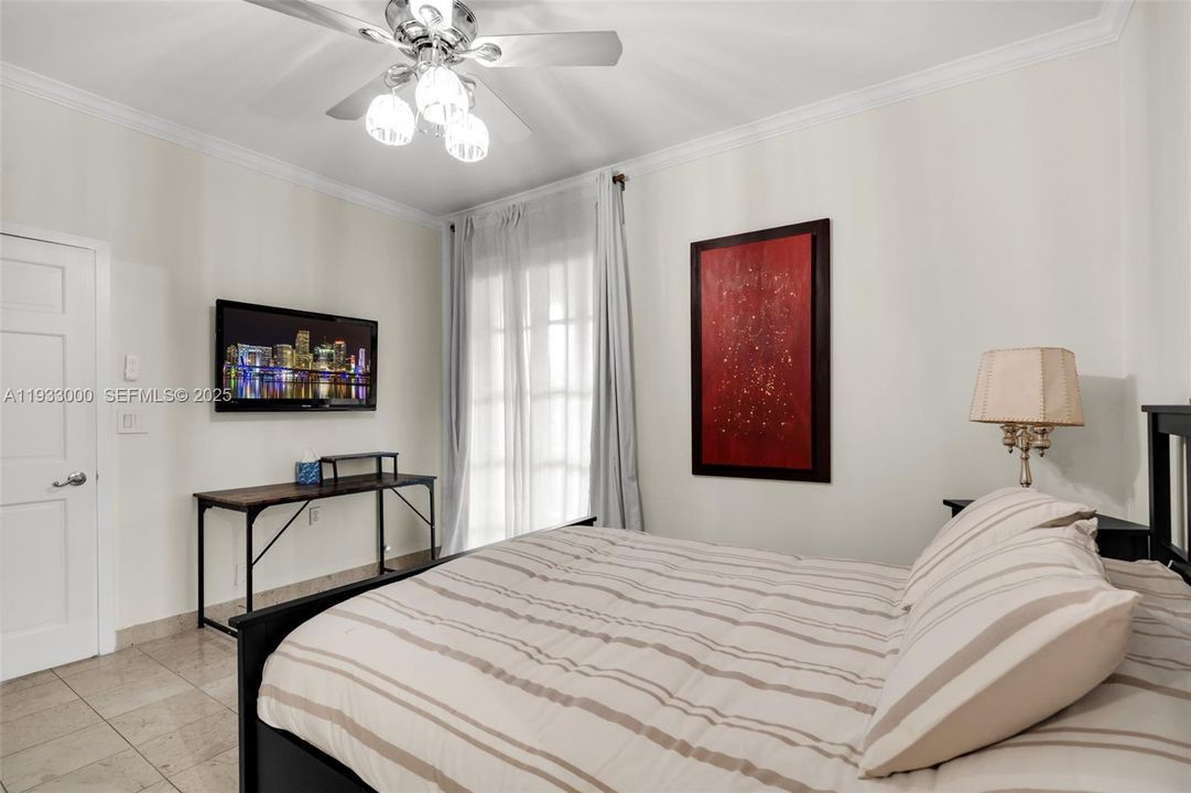 En Venta: $4,850,000 (3 camas, 3 baños, 2744 Pies cuadrados)