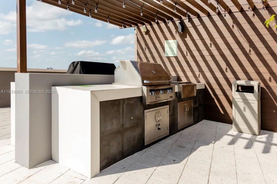 На продажу: $489,999 (1 спален, 1 ванн, 726 Квадратных фут)