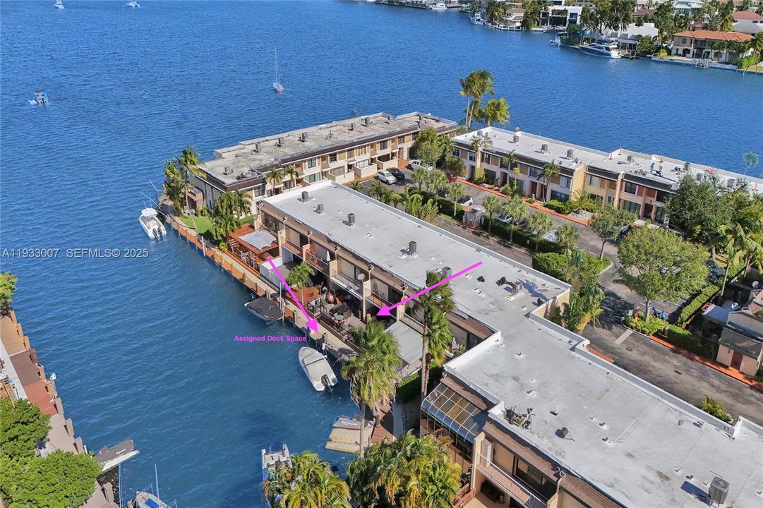 For Sale: $775,000 (2 beds, 2 baths, 1550 Square Feet)