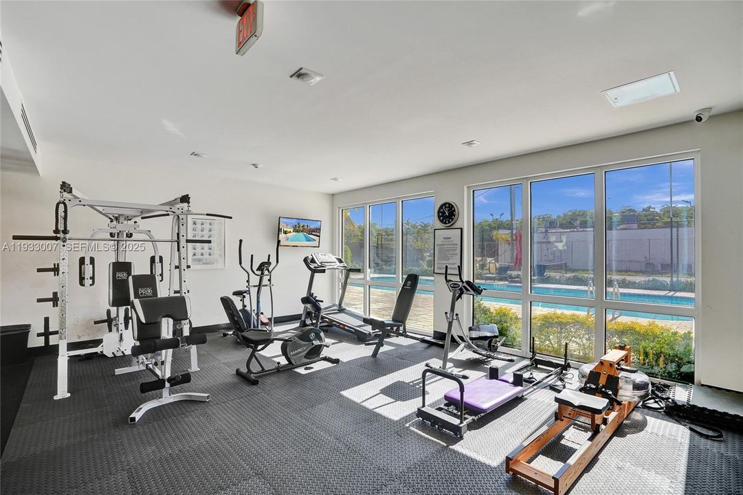 For Sale: $775,000 (2 beds, 2 baths, 1550 Square Feet)