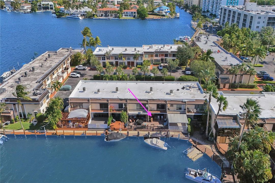 For Sale: $775,000 (2 beds, 2 baths, 1550 Square Feet)