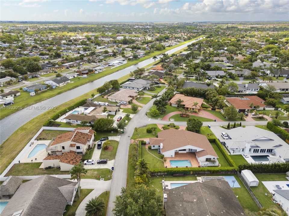 For Rent: $7,900 (5 beds, 3 baths, 3775 Square Feet)