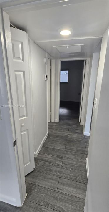 出租: $1,900 (2 贝兹, 1 浴室, 434568 平方英尺)