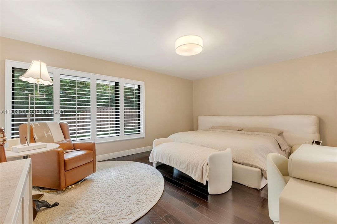 For Rent: $7,000 (3 beds, 2 baths, 1914 Square Feet)