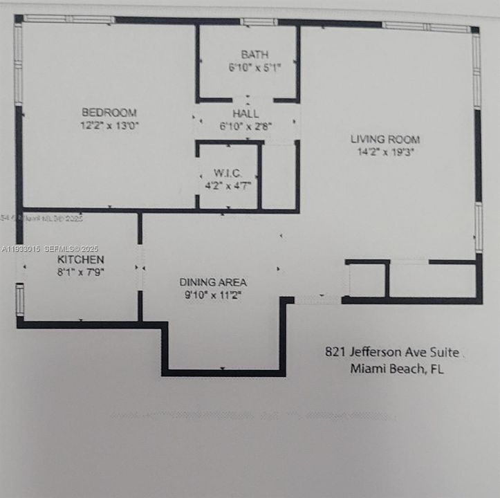 For Sale: $265,000 (1 beds, 1 baths, 670 Square Feet)