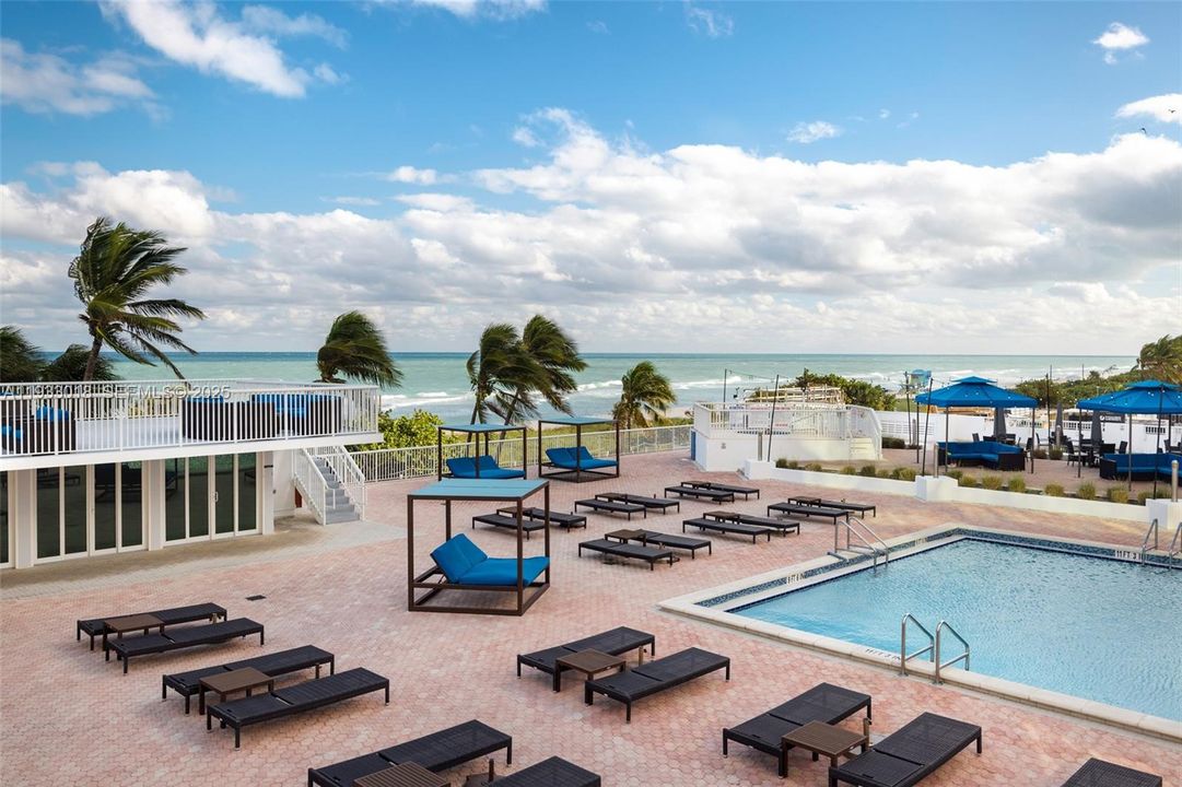 For Sale: $850,000 (2 beds, 2 baths, 1430 Square Feet)