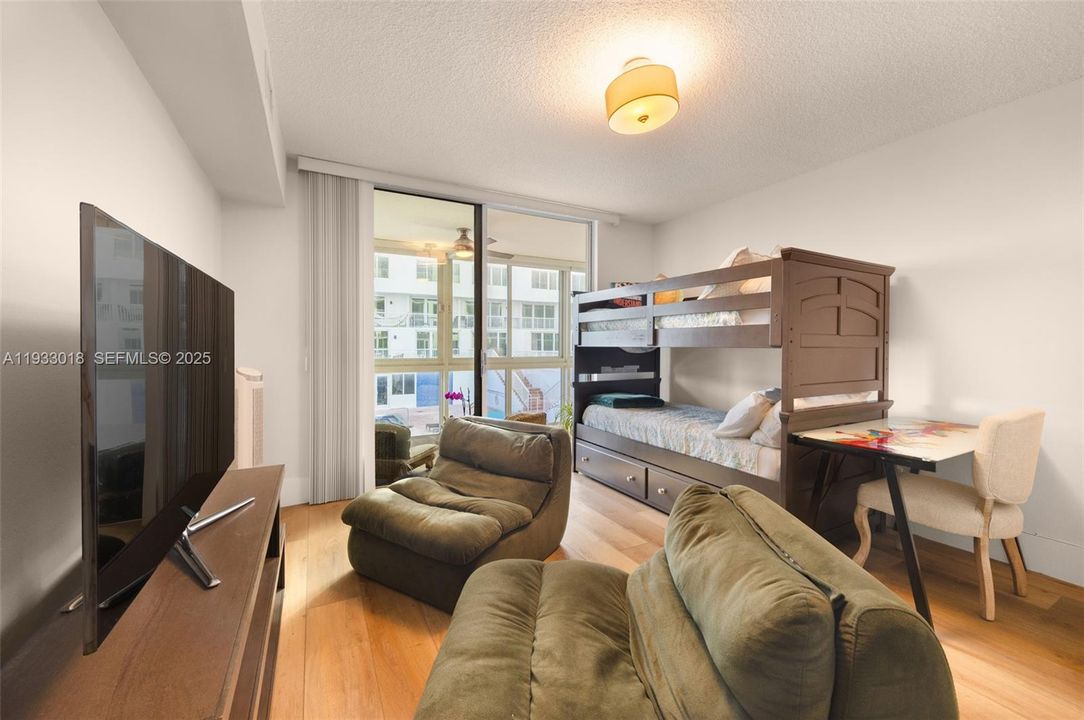 For Sale: $850,000 (2 beds, 2 baths, 1430 Square Feet)