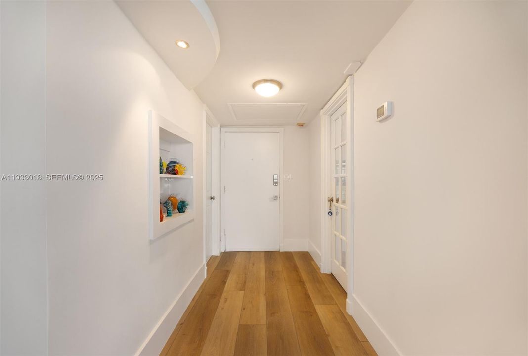 For Sale: $850,000 (2 beds, 2 baths, 1430 Square Feet)