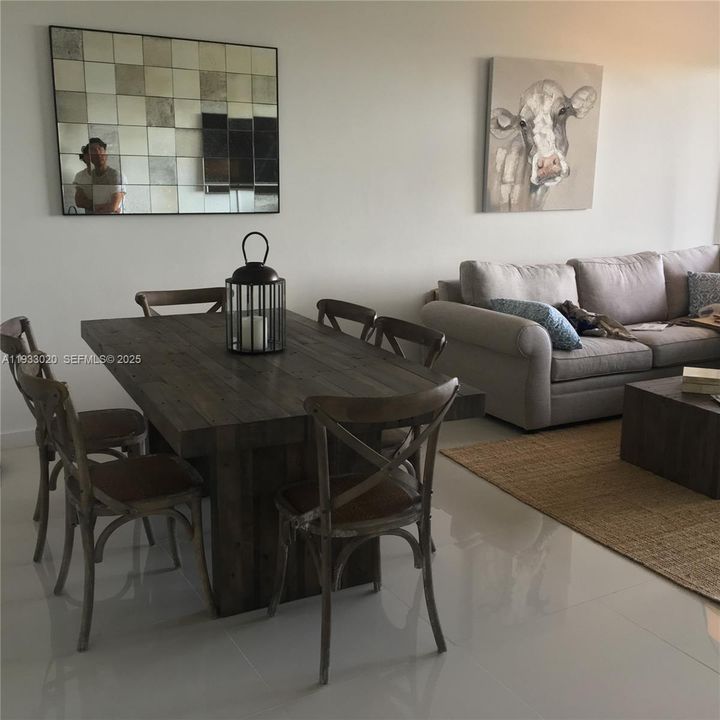 В аренду: $4,200 (1 спален, 1 ванн, 1173 Квадратных фут)