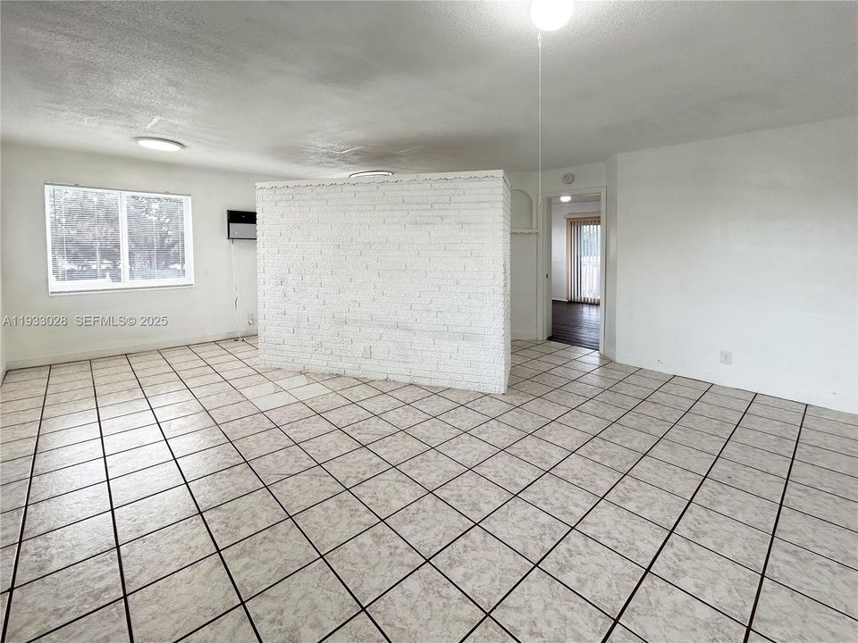 В аренду: $1,600 (1 спален, 1 ванн, 560 Квадратных фут)