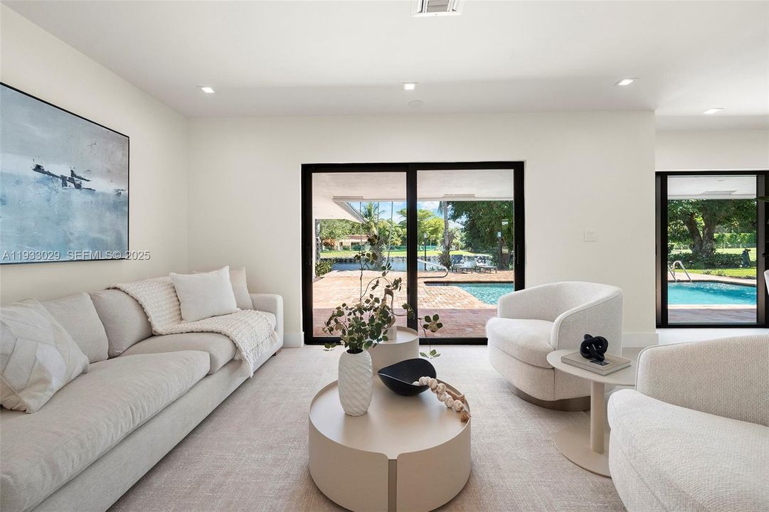 出租: $17,000 (5 贝兹, 3 浴室, 2929 平方英尺)