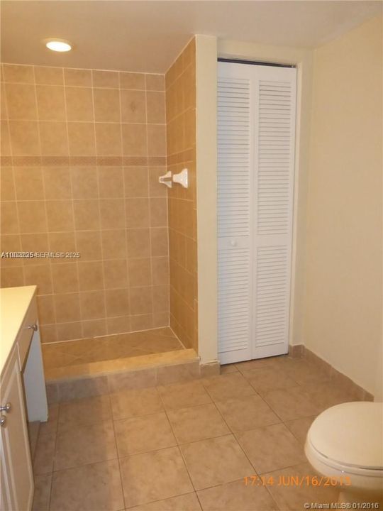 En Renta: $2,450 (2 camas, 2 baños, 1078 Pies cuadrados)