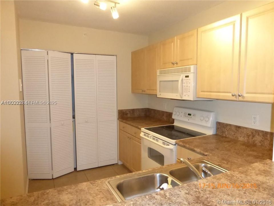 En Renta: $2,450 (2 camas, 2 baños, 1078 Pies cuadrados)