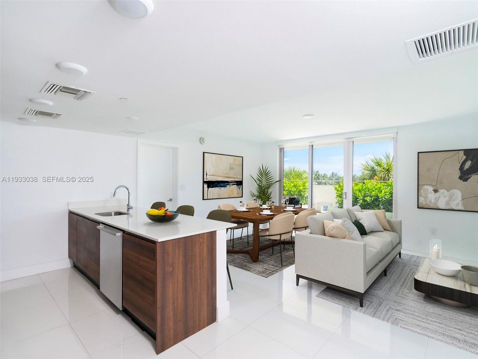 For Sale: $1,225,000 (3 beds, 3 baths, 1336 Square Feet)