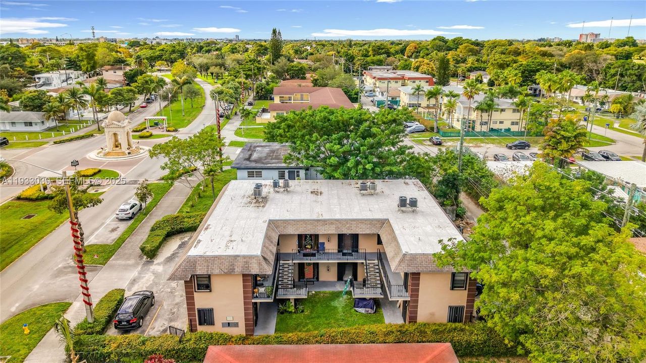 For Rent: $1,600 (1 beds, 1 baths, 7041 Square Feet)